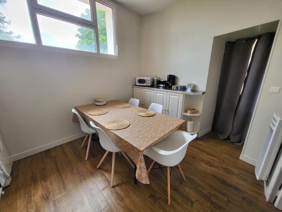 Le P'Tit Nid Lägenhet Parthenay Exteriör bild